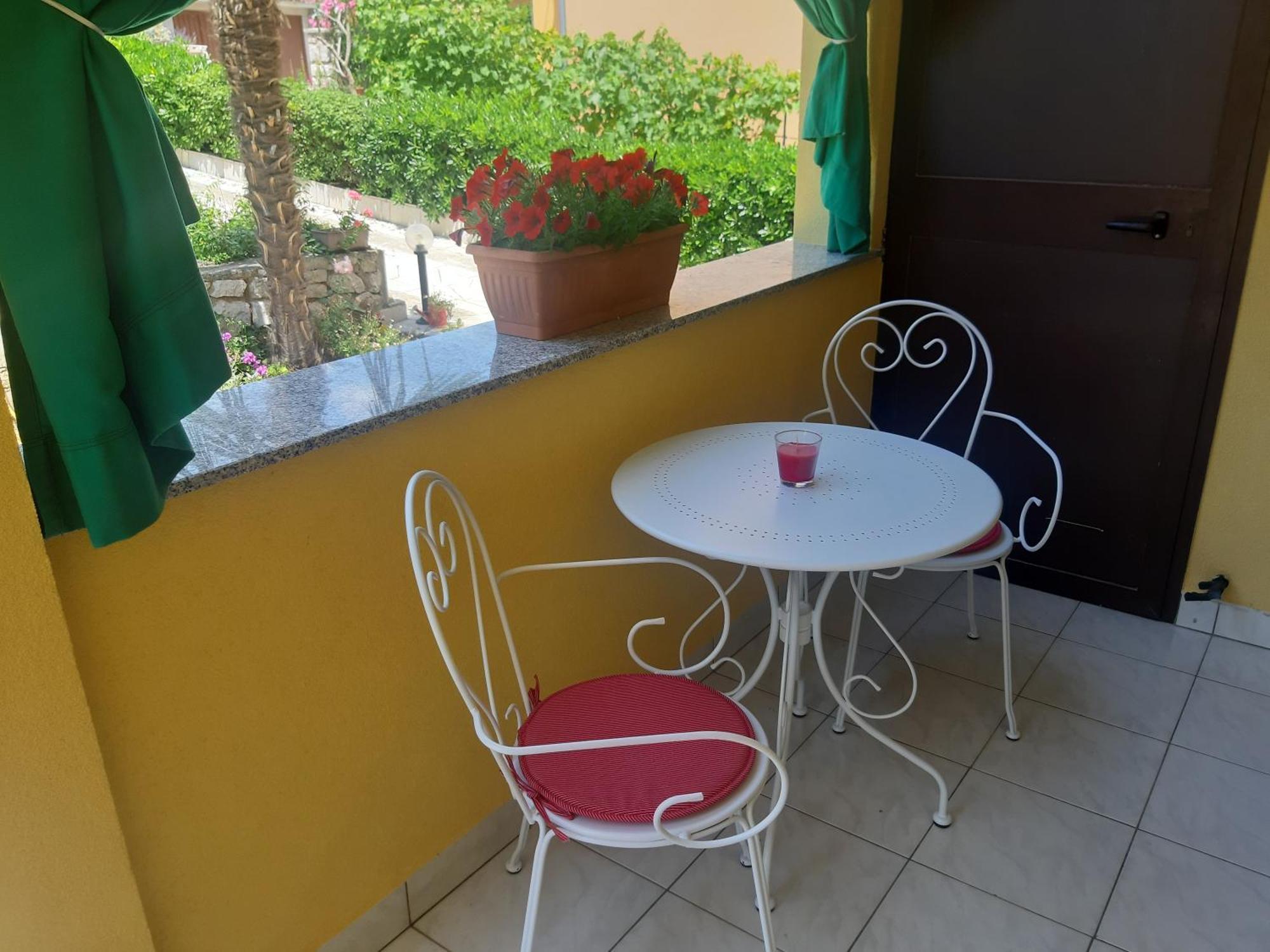 Soba Ana Hotel Cres Exterior foto